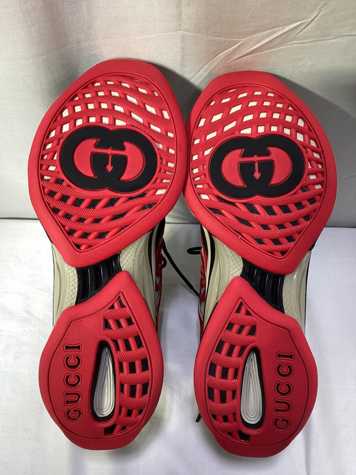 Gucci Run Lace-Up Sneakers in Black and Red Calf Suede