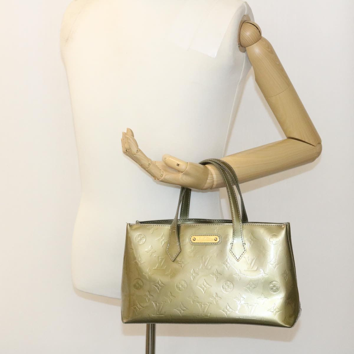 LOUIS VUITTON Vernis Wilshire PM Hand Bag Gris Art Deco M91627 LV 27062