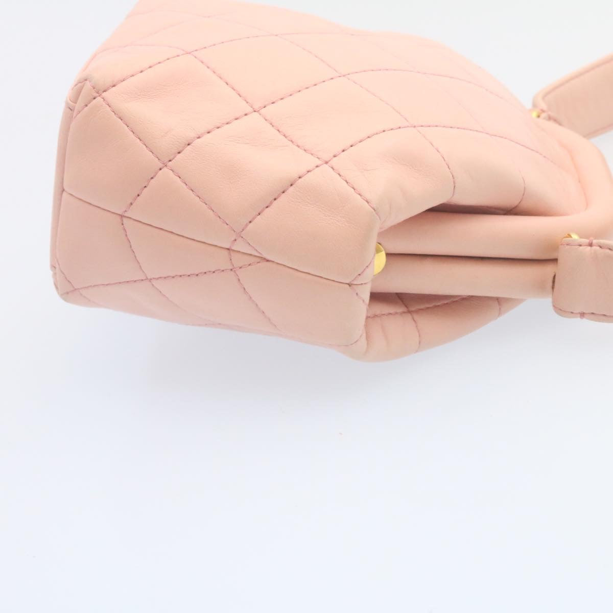 Luxury Chanel Matelasse Hand Bag Lamb Skin Pink CC 29107A