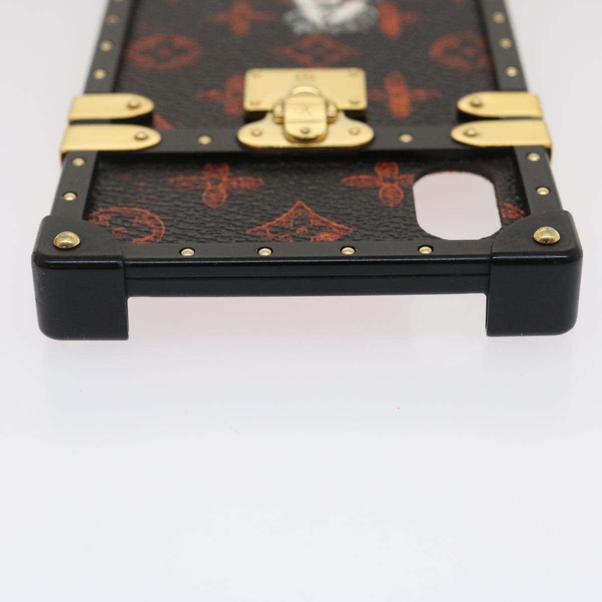 LOUIS VUITTON Transformed Monogram Cat Eye Trunk iPhone Case M63891 29562A