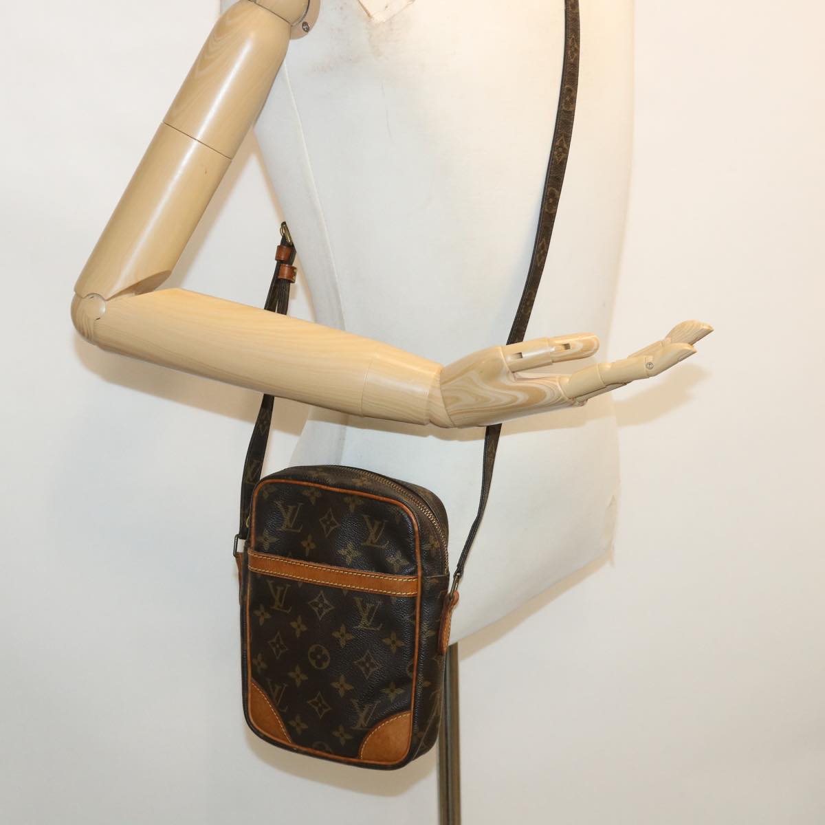 LOUIS VUITTON Monogram Danube Shoulder Bag M45266 LV 33785