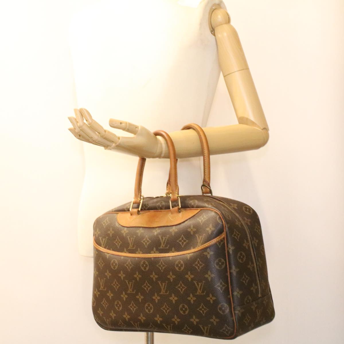 LOUIS VUITTON Monogram Deauville Hand Bag M47270 LV 34261