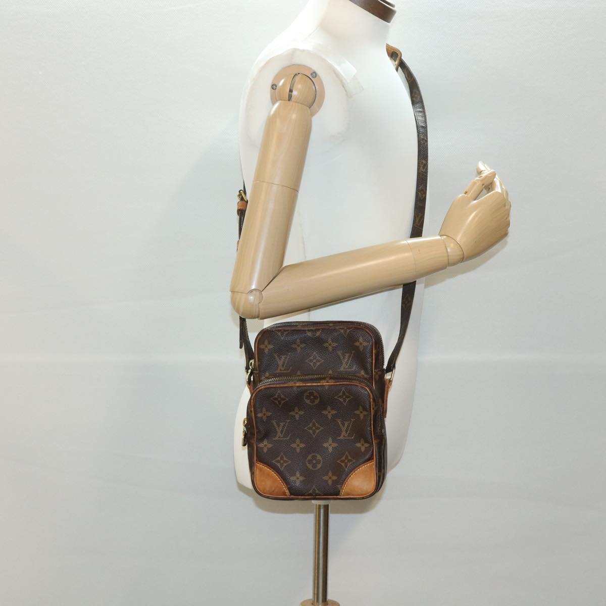 LOUIS VUITTON Monogram Amazon Shoulder Bag M45236 LV 34590