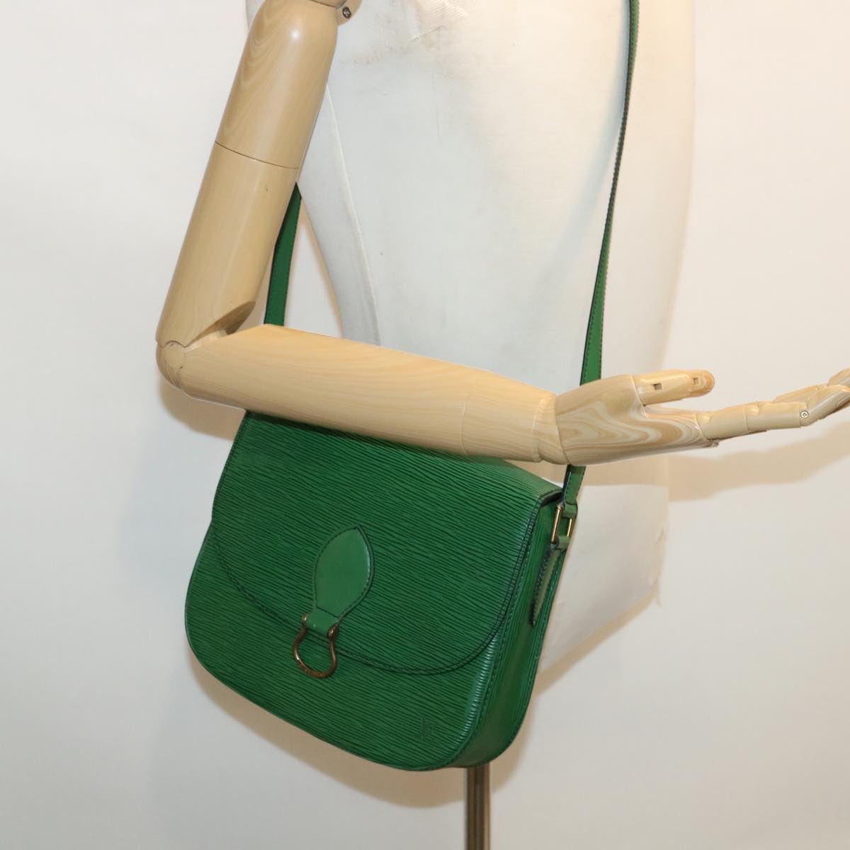 LOUIS VUITTON Epi Saint Cloud GM Shoulder Bag Green M52194 LV 35893