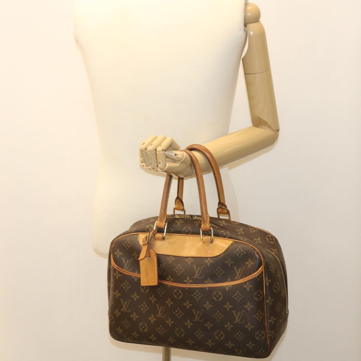 LOUIS VUITTON Monogram Deauville Hand Bag M47270 LV 35997