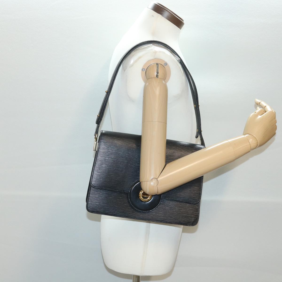 LOUIS VUITTON Epi Free Run Shoulder Bag Black M52402 LV 38206