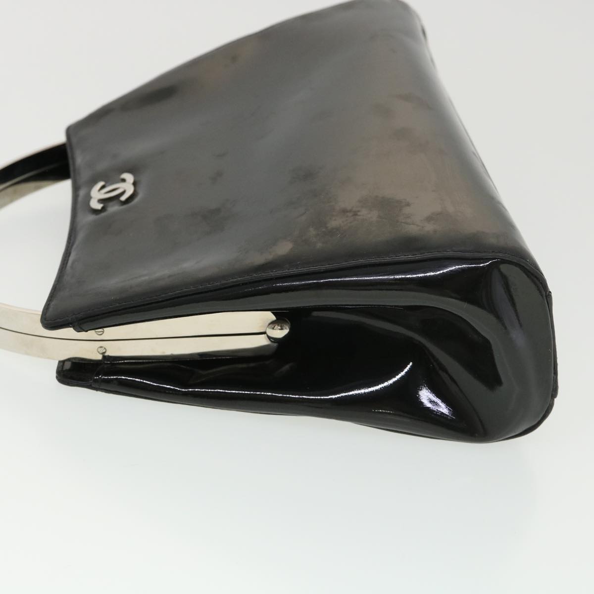 Luxury Chanel Hand Bag Enamel Black CC 39199