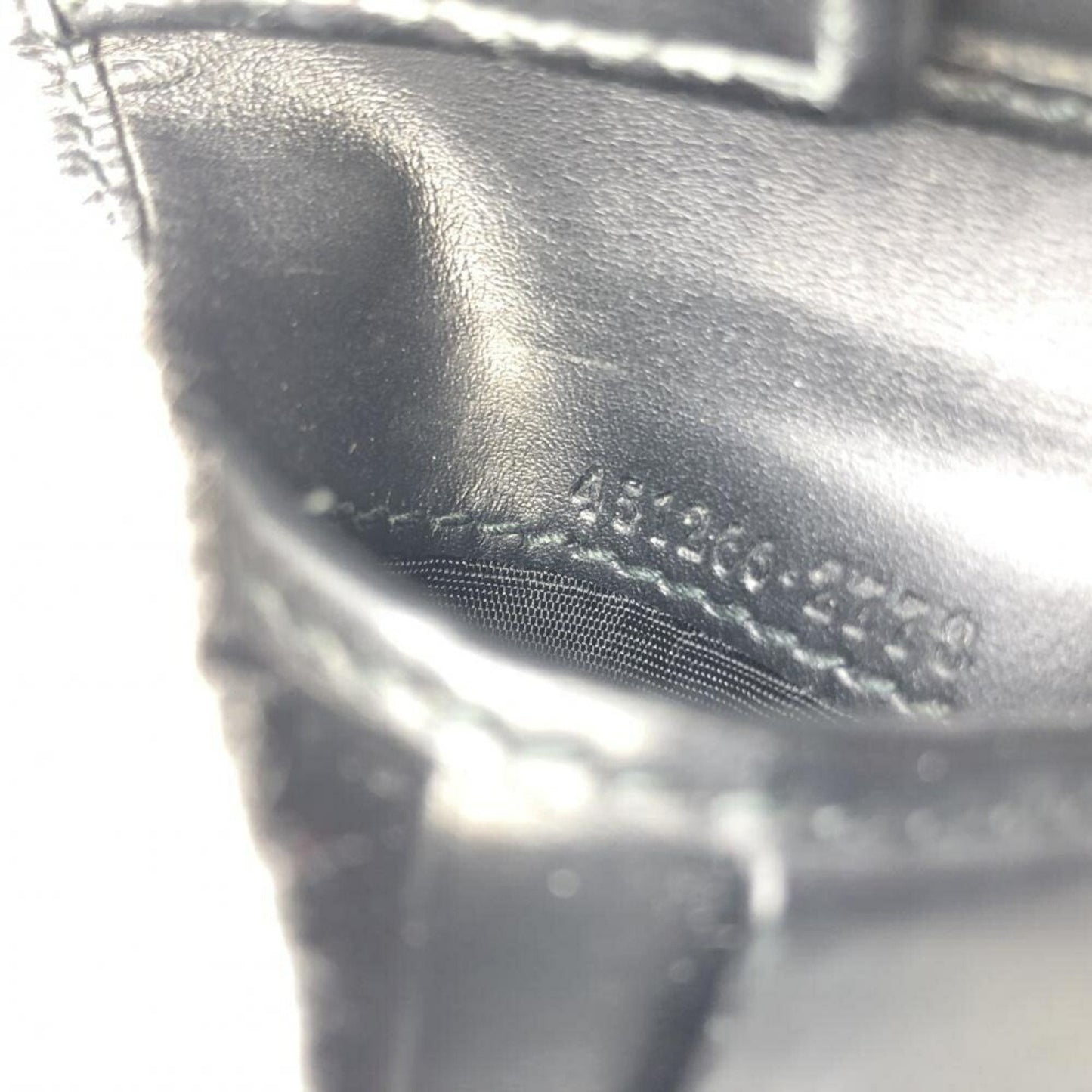 Gucci Supreme Gg Canvas Wallet ()