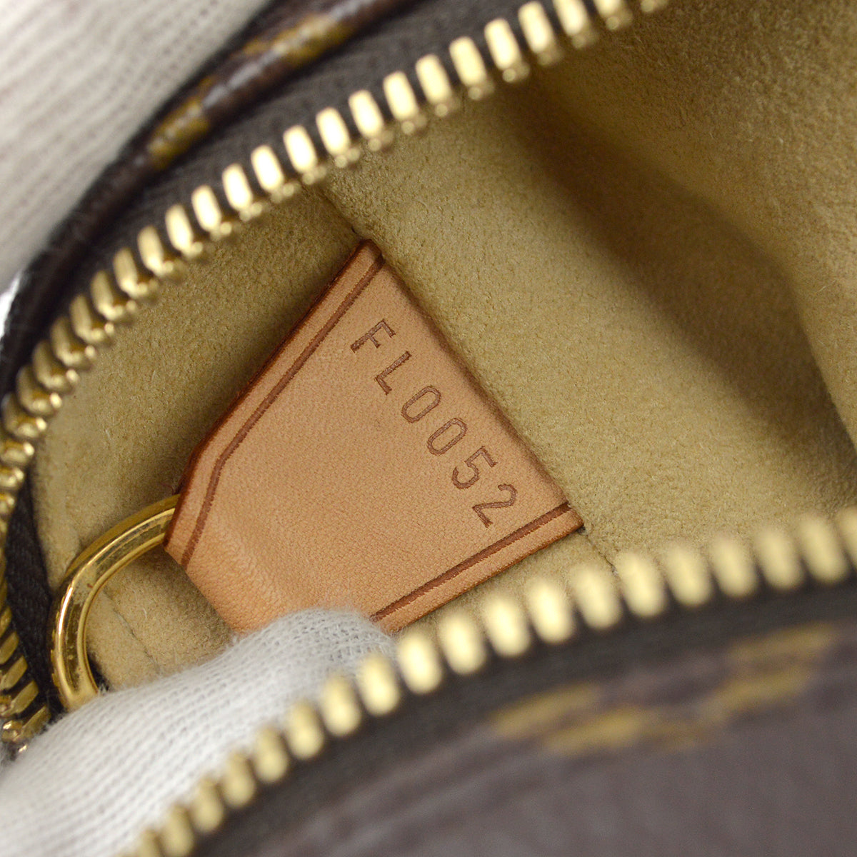 Louis Vuitton Monogram Cite GM Handbag M51181
