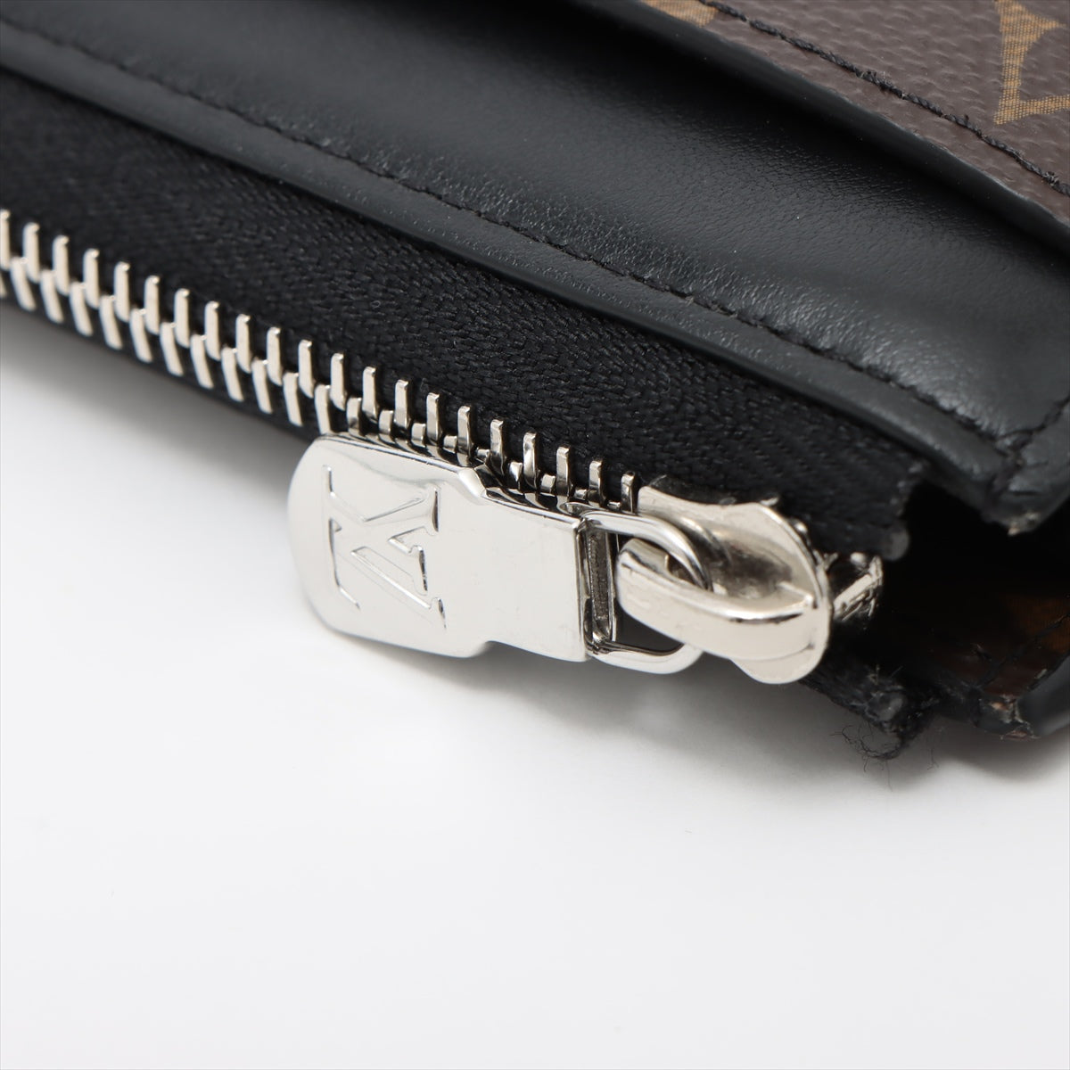 Louis Vuitton Monogram Zippyr Dragon M69407 Black x Brown Wallet