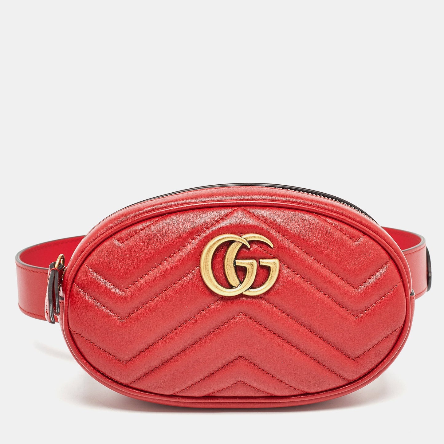 Luxury Gucci Trending 2025 Red Matelassé Leather Mini GG Marmont Belt Bag
