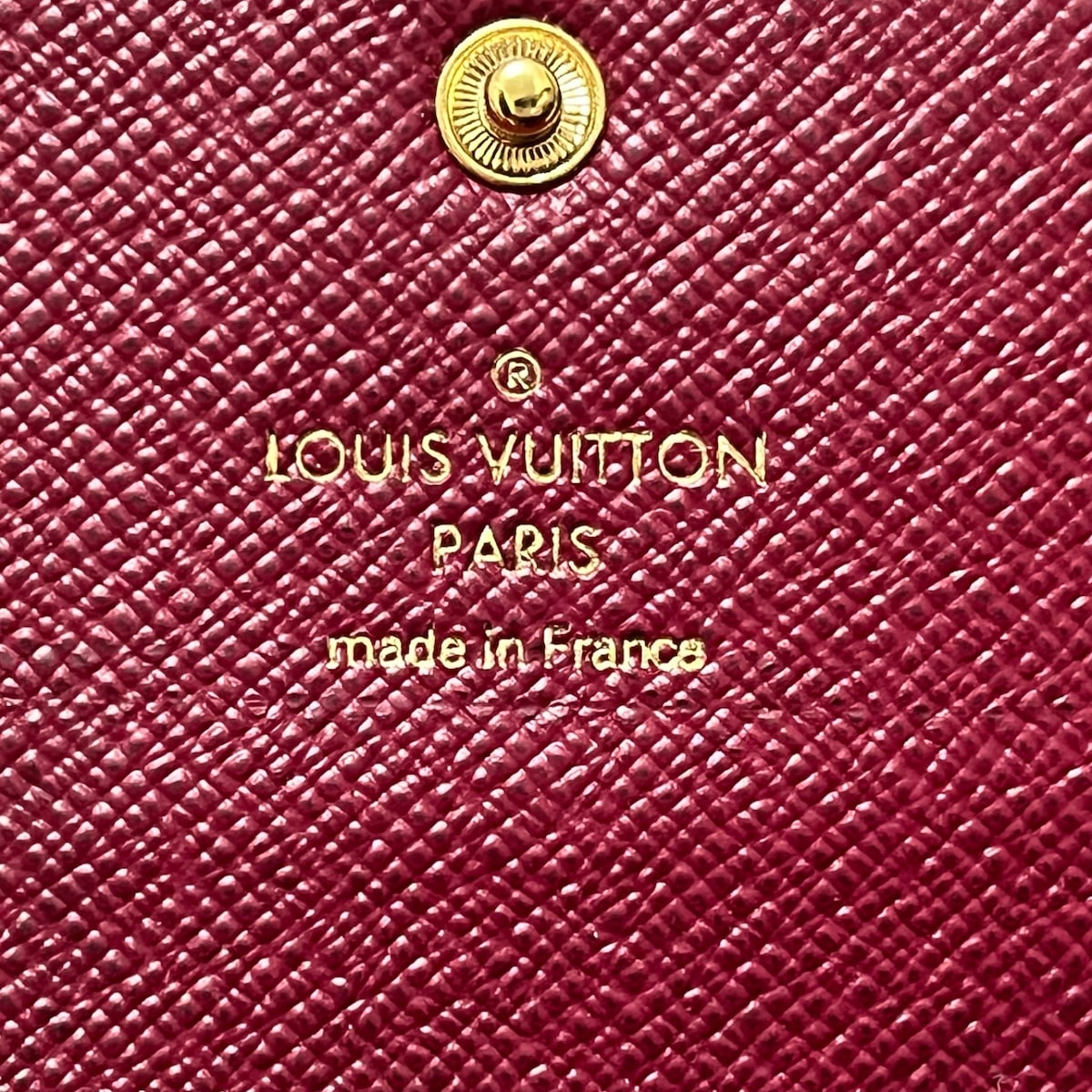 Louis Vuitton Multiclés Canvas Wallet ()