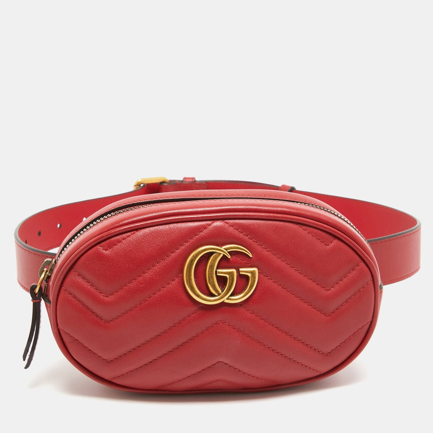 Luxury Gucci Trending 2025 Red Matelassé Leather GG Marmont Belt Bag