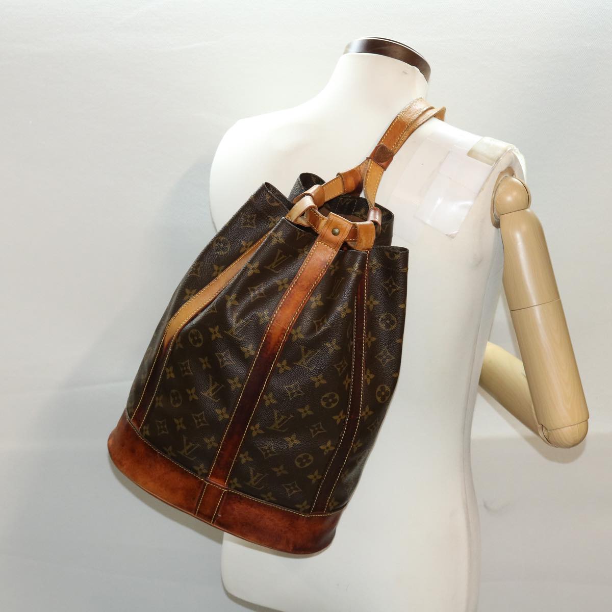LOUIS VUITTON Monogram Randonnee PM Shoulder Bag M42243 LV 44205