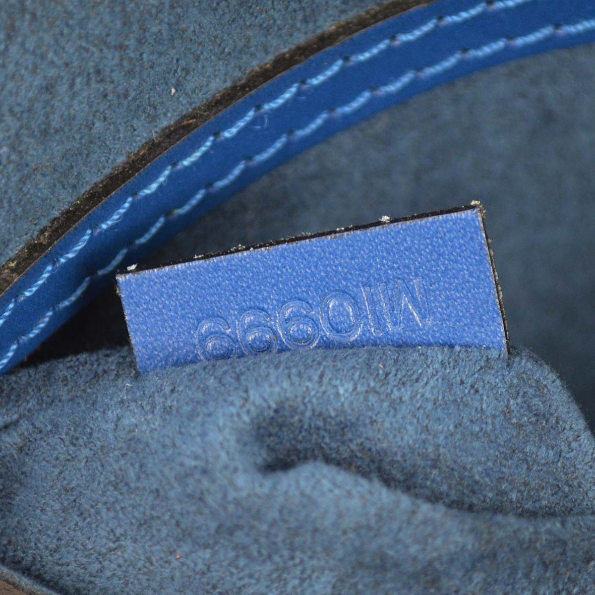 Louis Vuitton 1999 Blue Epi Alma Handbag M52145