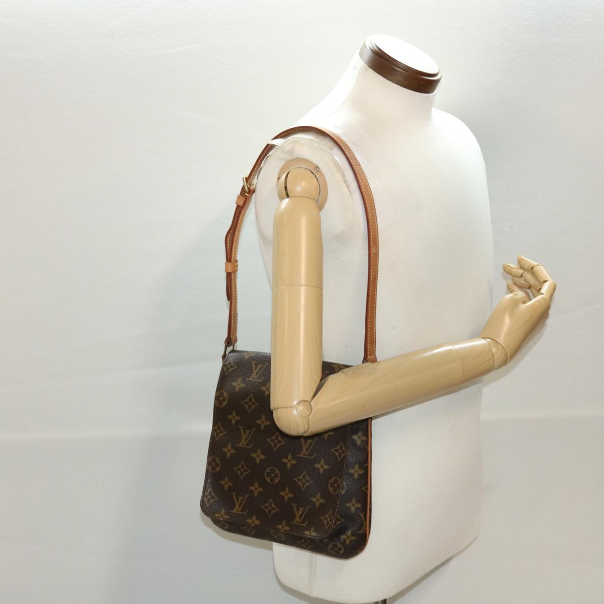 LOUIS VUITTON Monogram Musette Salsa Short Shoulder Bag M51258 LV 44714