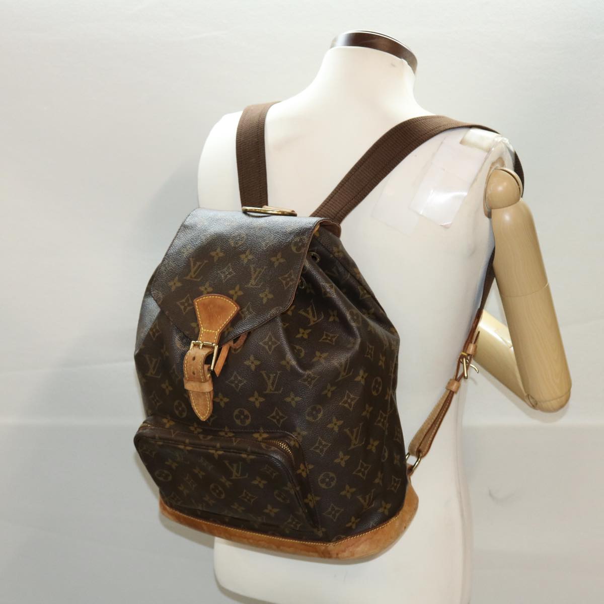 LOUIS VUITTON Monogram Montsouris GM Backpack M51135 LV 44849
