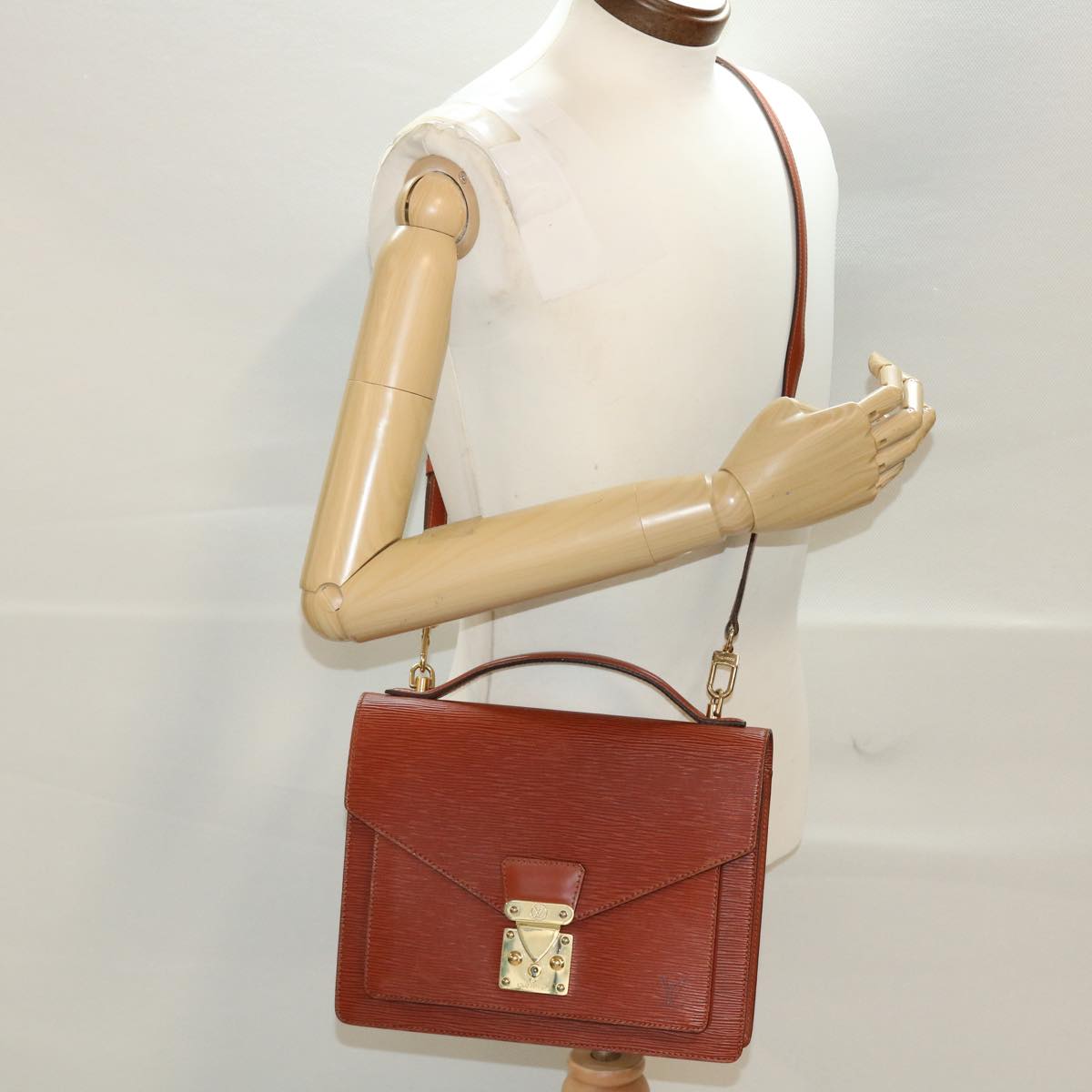 LOUIS VUITTON Epi Monceau Hand Bag Brown M52123 LV 44941