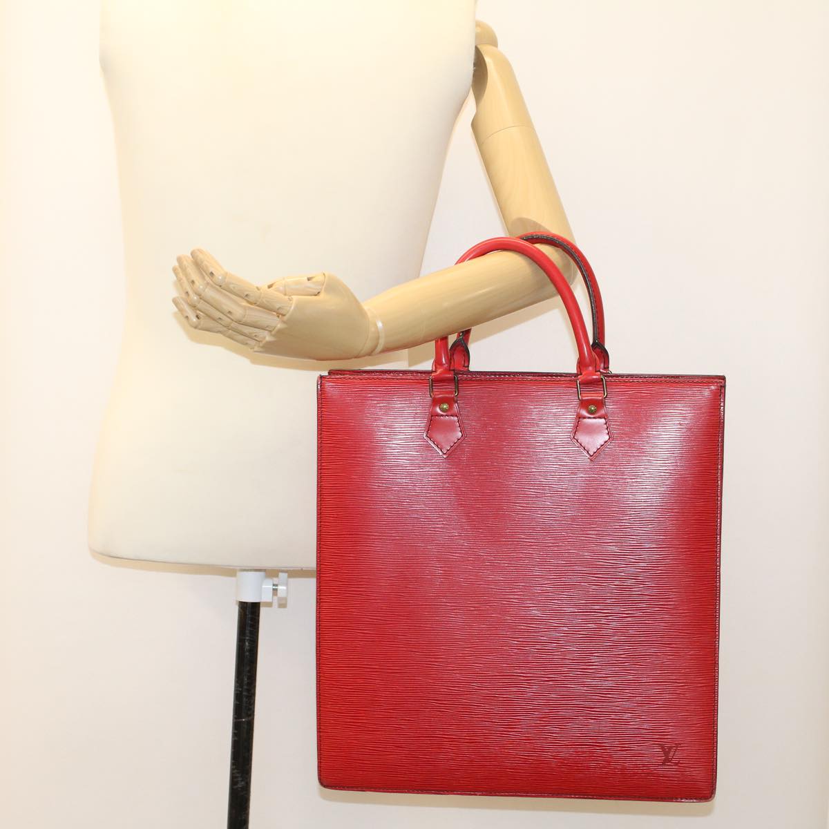 LOUIS VUITTON Epi Sac Plat Hand Bag Red M5274E LV 45152