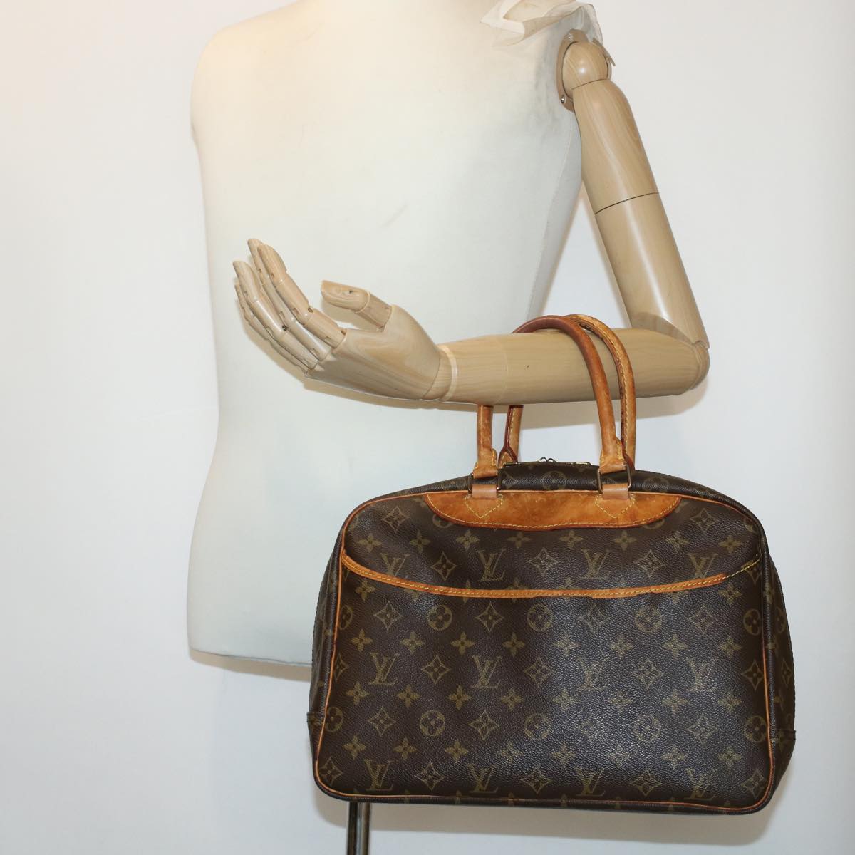 LOUIS VUITTON Monogram Deauville Hand Bag M47270 LV 45212