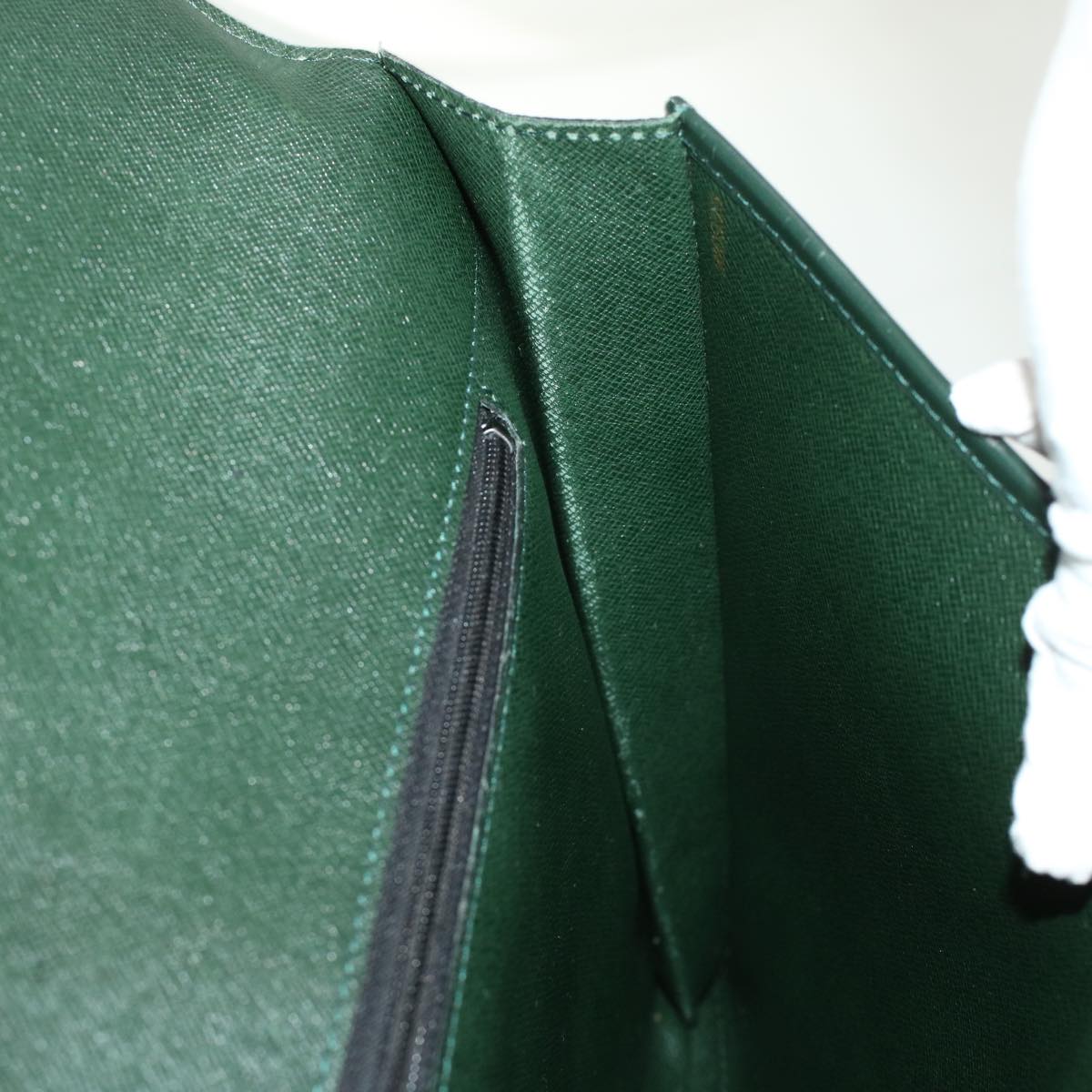 LOUIS VUITTON Taiga Leather Clutch Bag Epicea LV 45625