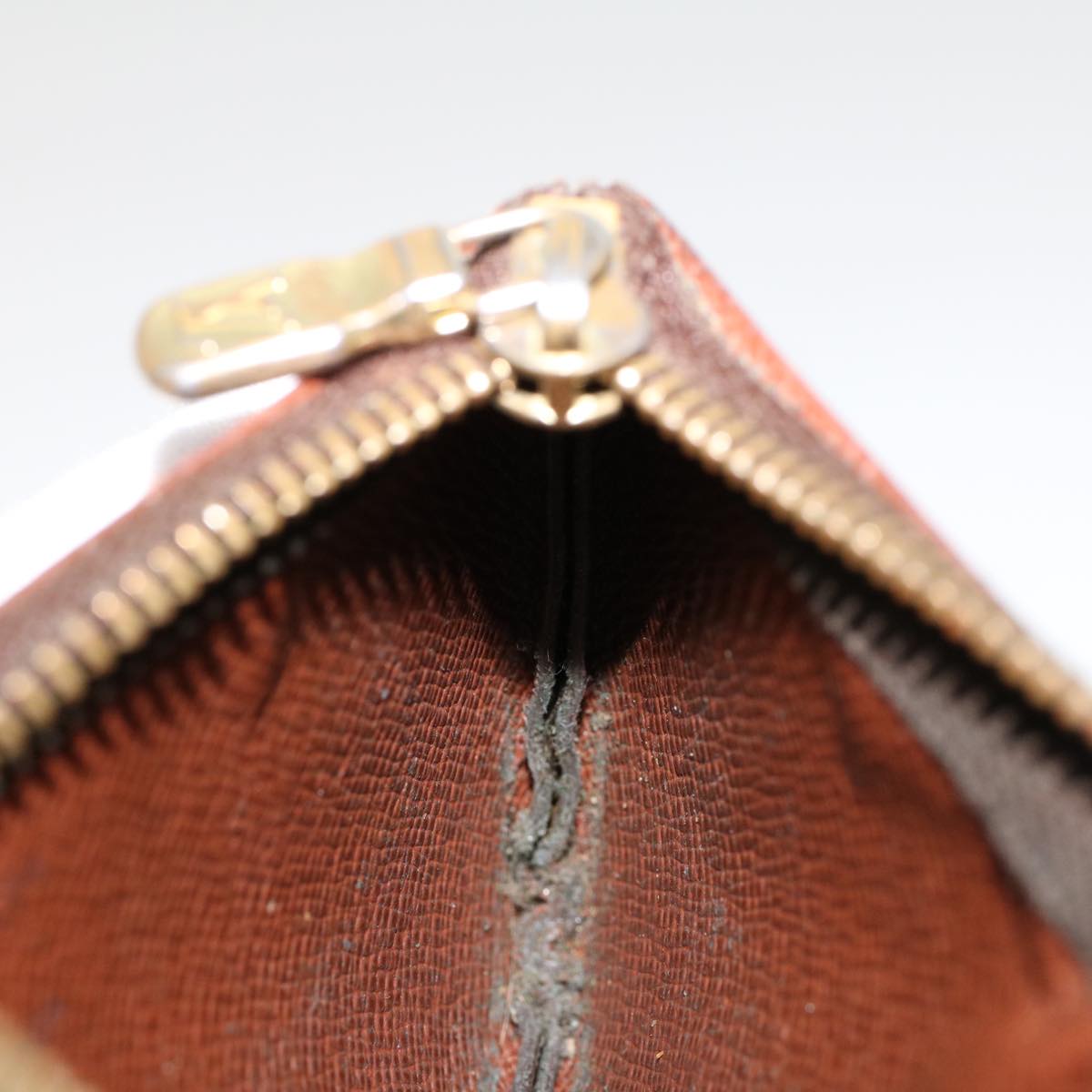 LOUIS VUITTON Monogram Pochette Cles Coin Purse M62650 LV 46327