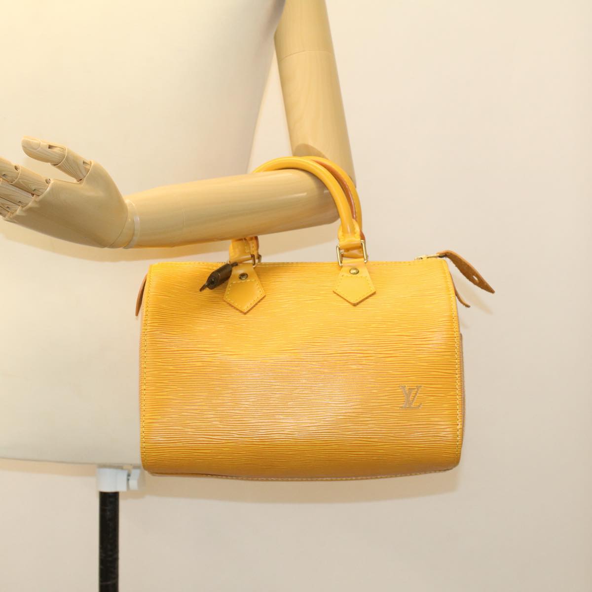 LOUIS VUITTON Epi Speedy 25 Hand Bag Tassili Yellow M43019 LV 46378
