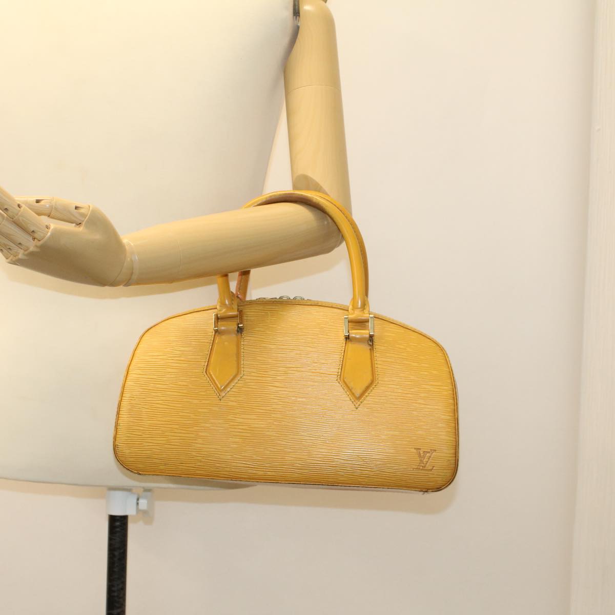LOUIS VUITTON Epi jasmine Hand Bag Tassili Yellow M52089 LV 46447