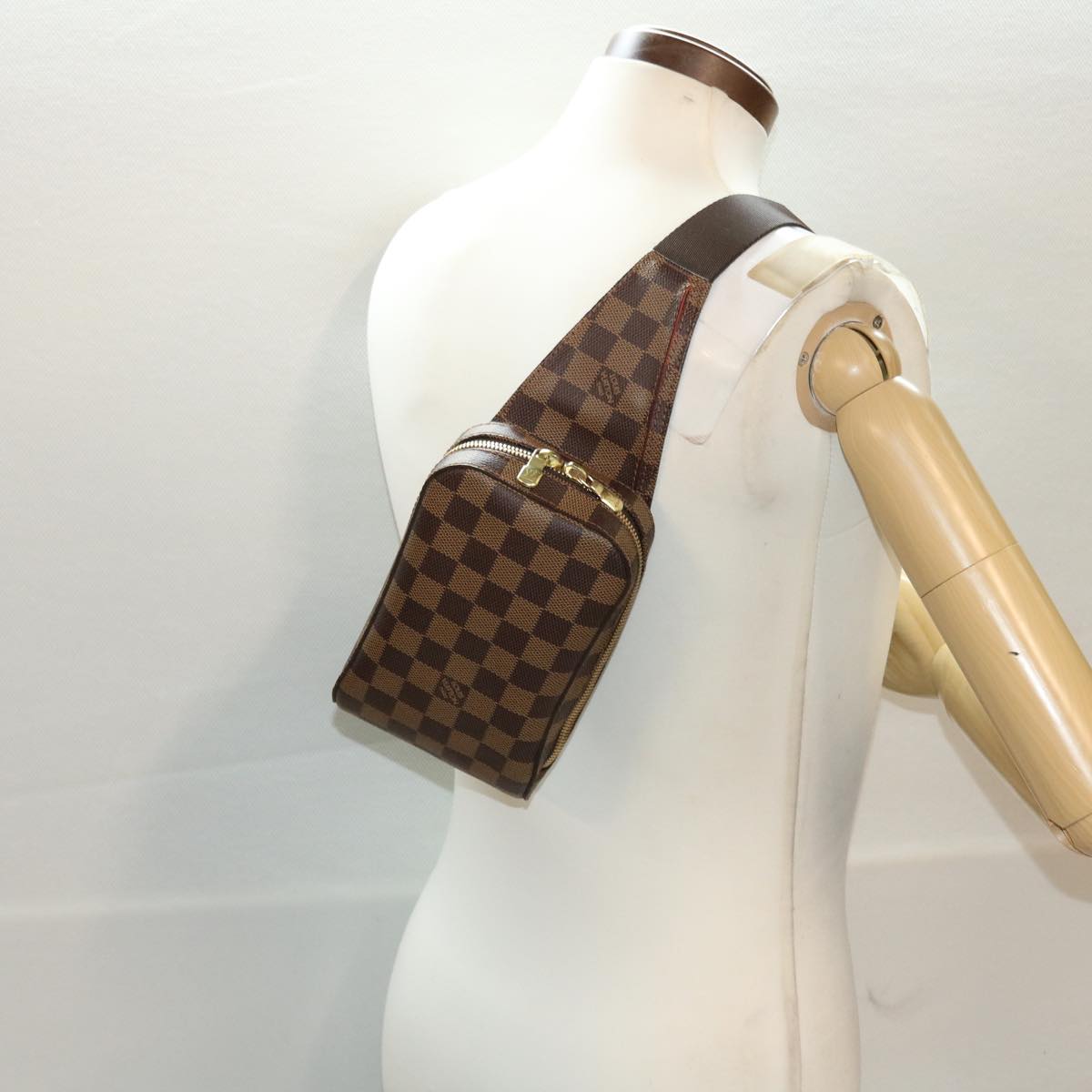 【Instagram 24 hours SALE】LOUIS VUITTON Damier Ebene Geronimos Shoulder Bag N51994 LV 46568A ※Coupon cannot be used