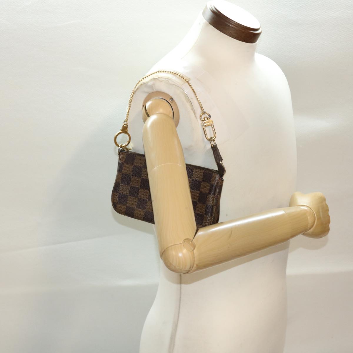 LOUIS VUITTON Damier Ebene Mini Pochette Accessoires Pouch N58009 LV 46648