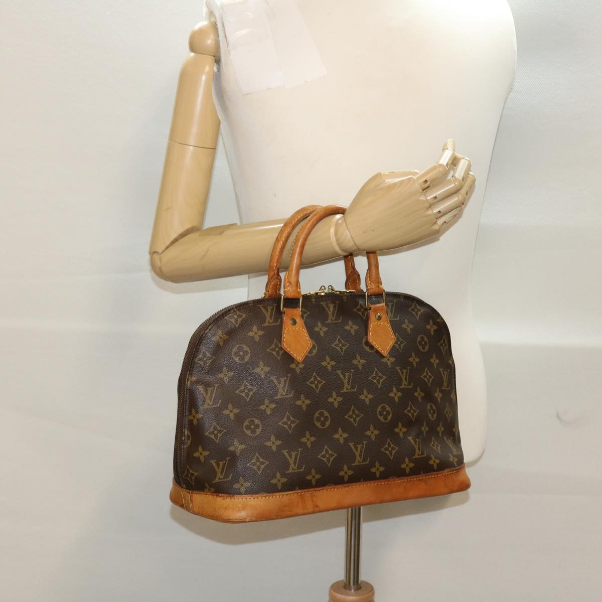 LOUIS VUITTON Monogram Alma Hand Bag M51130 LV 46722