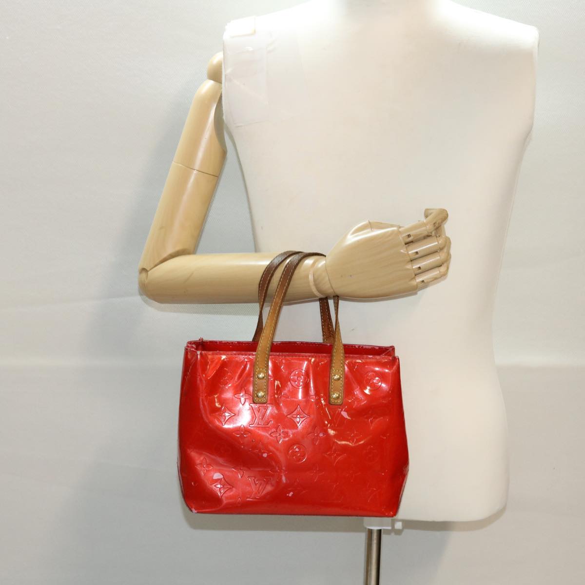 LOUIS VUITTON Monogram Vernis Reade PM Hand Bag Rouge M91088 LV 46754