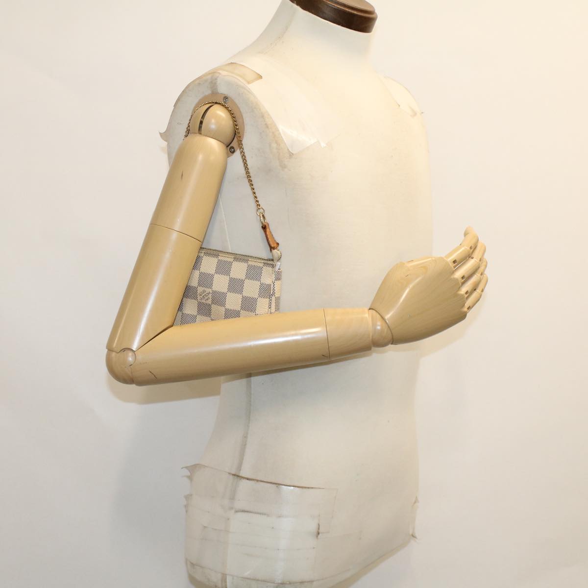 LOUIS VUITTON Damier Azur Mini Pochette Accessoires Pouch N58010 LV 46840