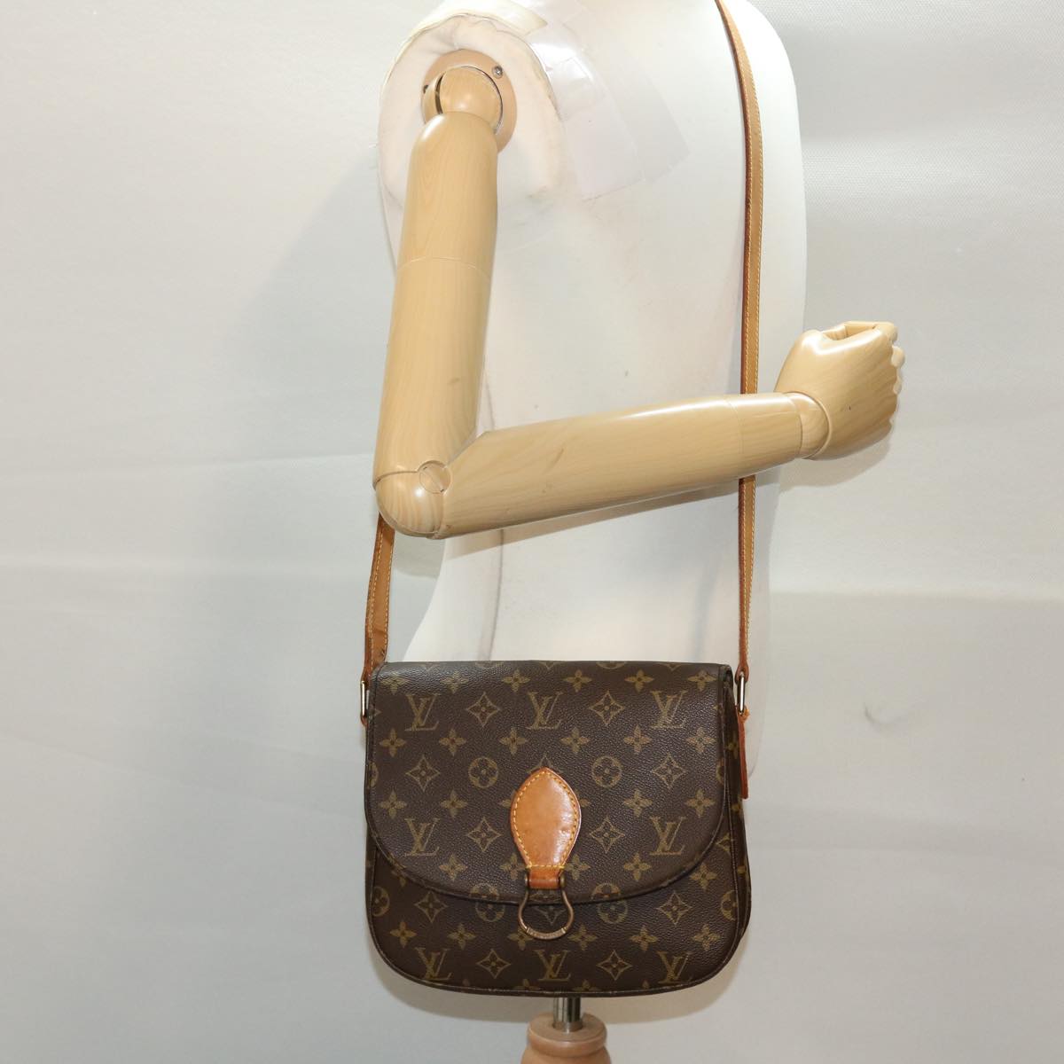 LOUIS VUITTON Monogram Saint Cloud GM Shoulder Bag M51242 LV 47010