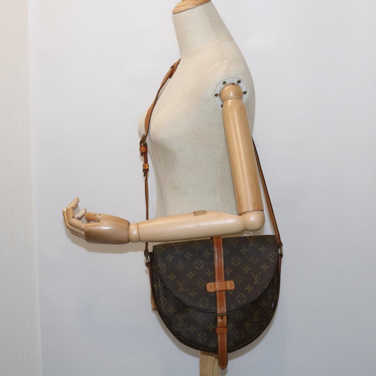 LOUIS VUITTON Monogram Chantilly GM Shoulder Bag M51232 LV 52191