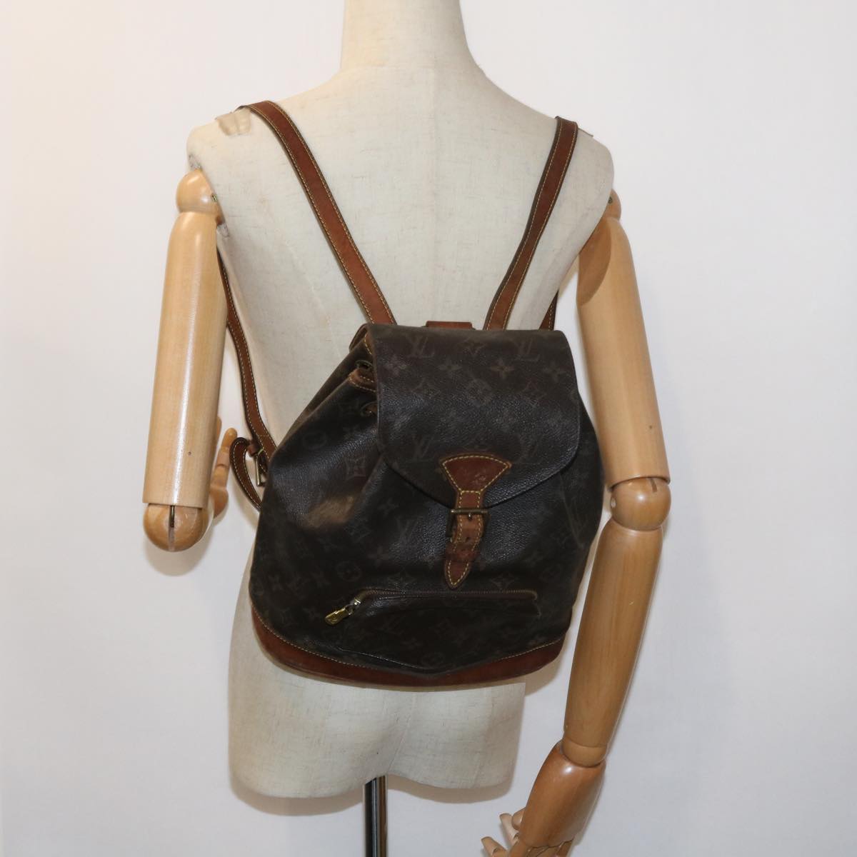 LOUIS VUITTON Monogram Montsouris MM Backpack M51136 LV 53923