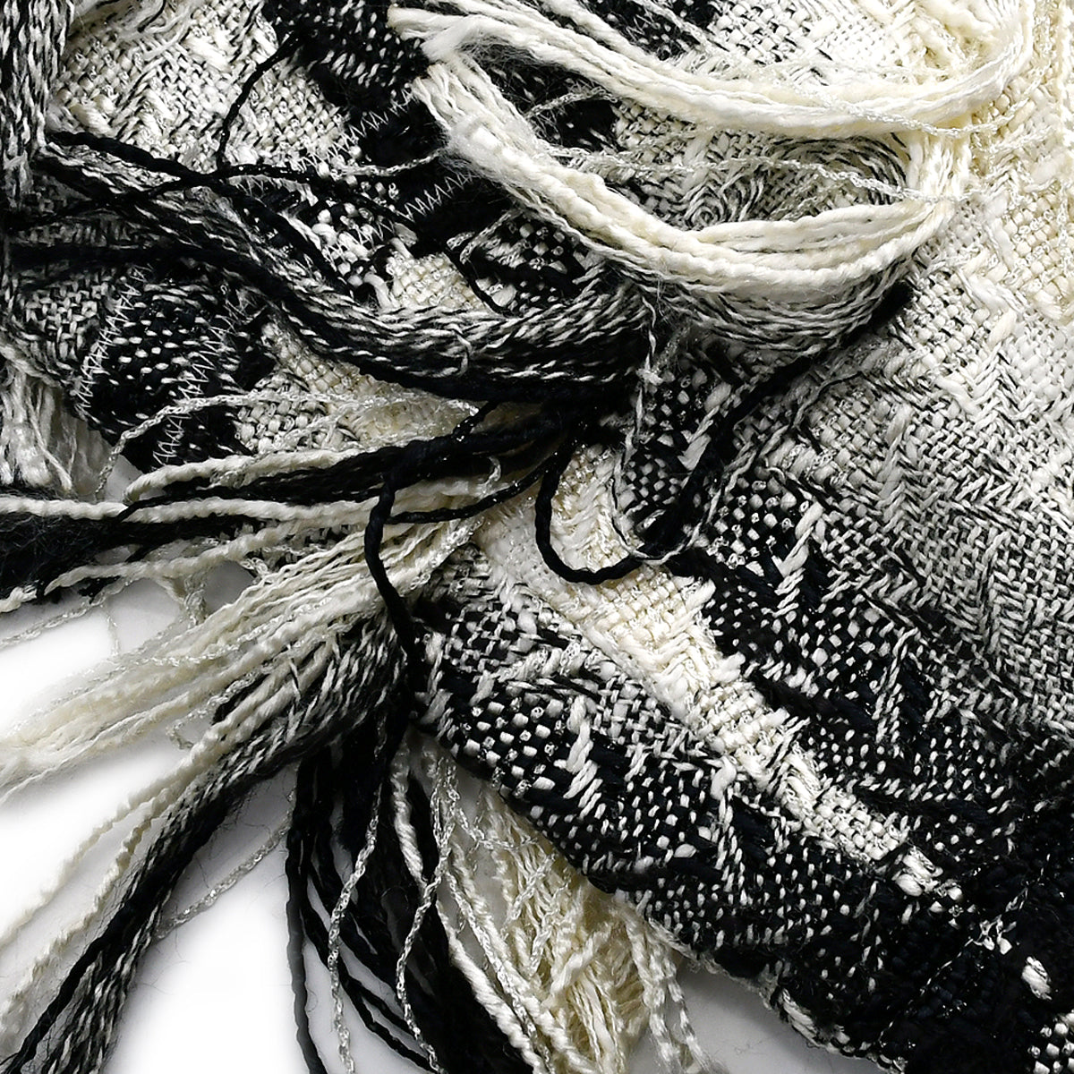 Chanel Fall 2006 Fringe Tweed Jacket #34