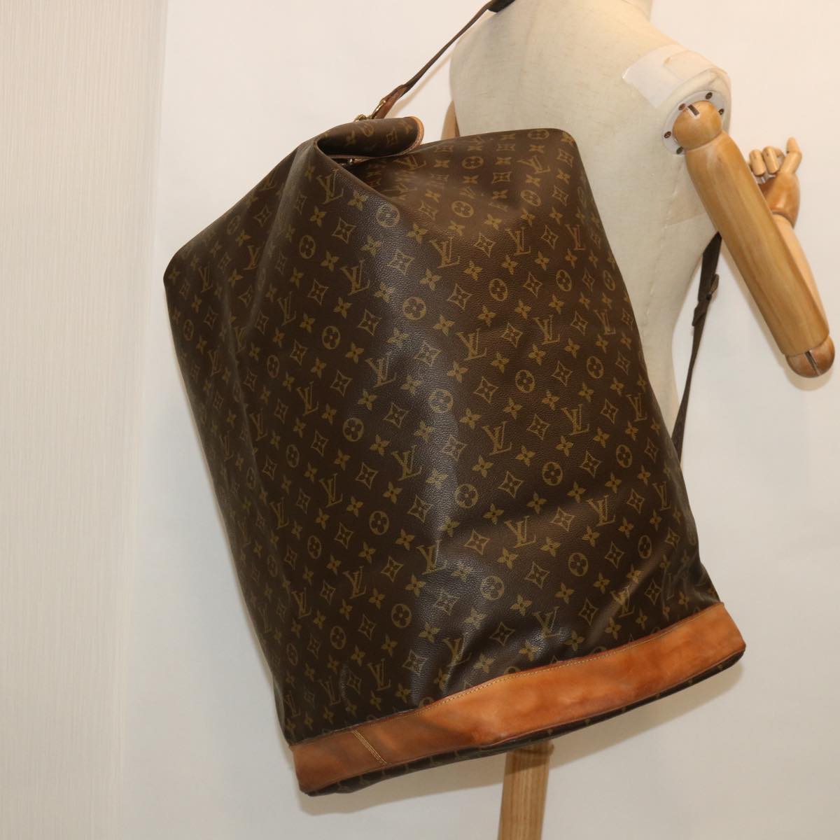 LOUIS VUITTON Monogram Sac Marine Shoulder Bag M41235 LV 54670