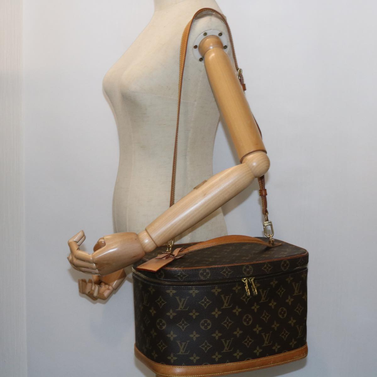 LOUIS VUITTON Monogram Nice Hand Bag 2way M47280 LV 55358