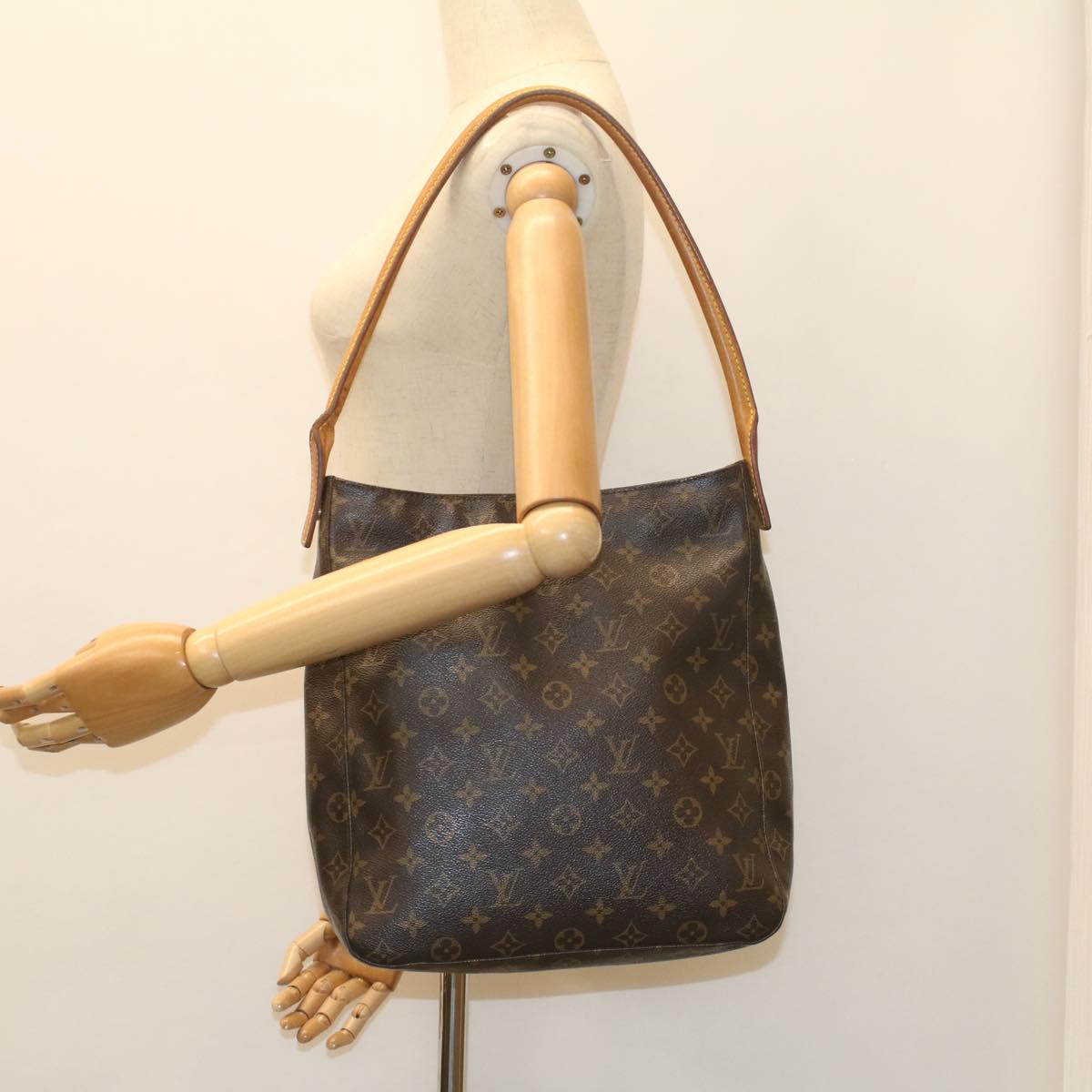 LOUIS VUITTON Monogram Looping GM Shoulder Bag M51145 LV 55387