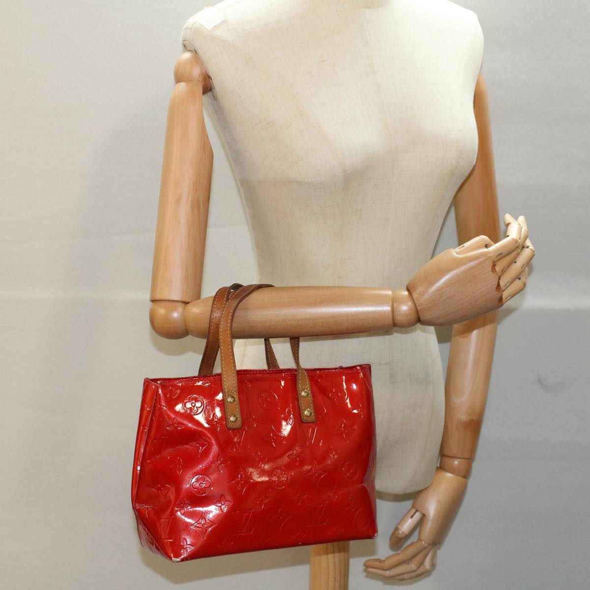 LOUIS VUITTON Monogram Vernis Reade PM Hand Bag Red M91088 LV 55672