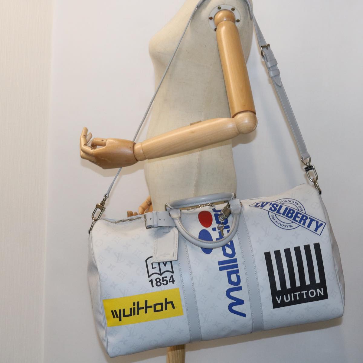 LOUIS VUITTON Monogram White Keepall Bandouliere 50 Bag M44643 LV 55862A