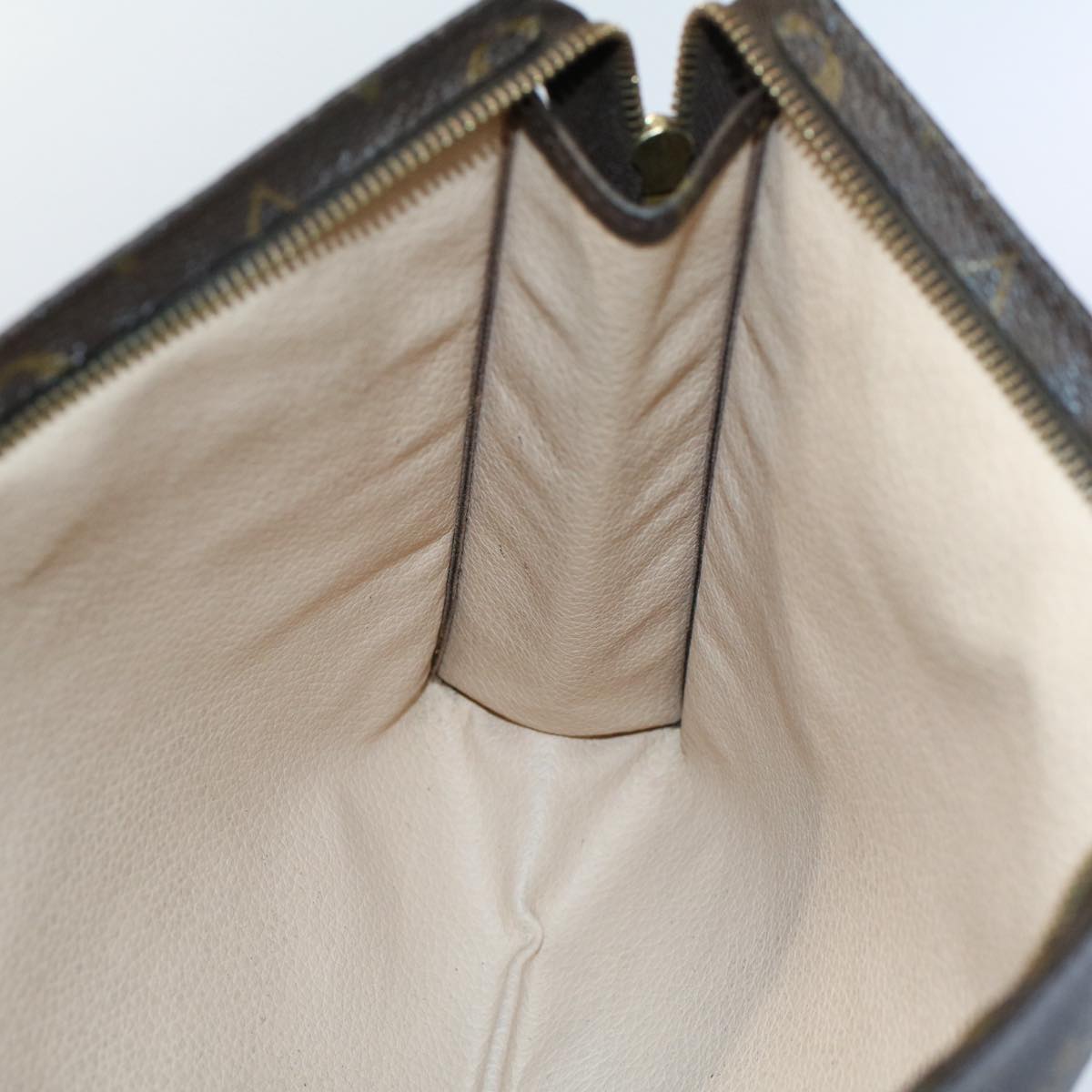 LOUIS VUITTON Monogram Poche Toilette 26 Pouch M47542 LV 55935