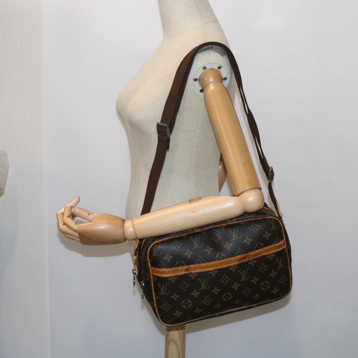 LOUIS VUITTON Monogram Reporter PM Shoulder Bag M45254 LV 55948
