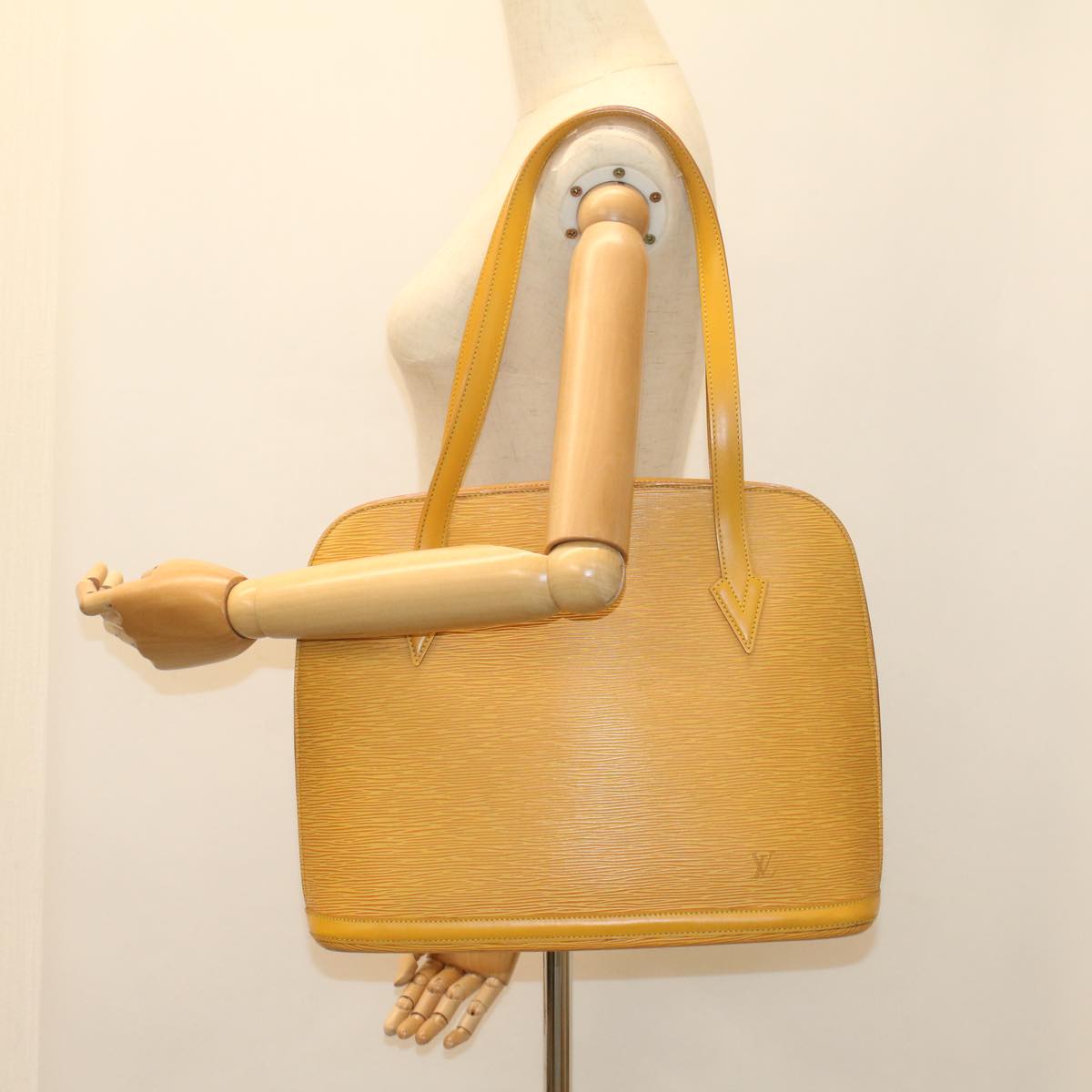 LOUIS VUITTON Epi Lussac Shoulder Bag Yellow M52289 LV 55999