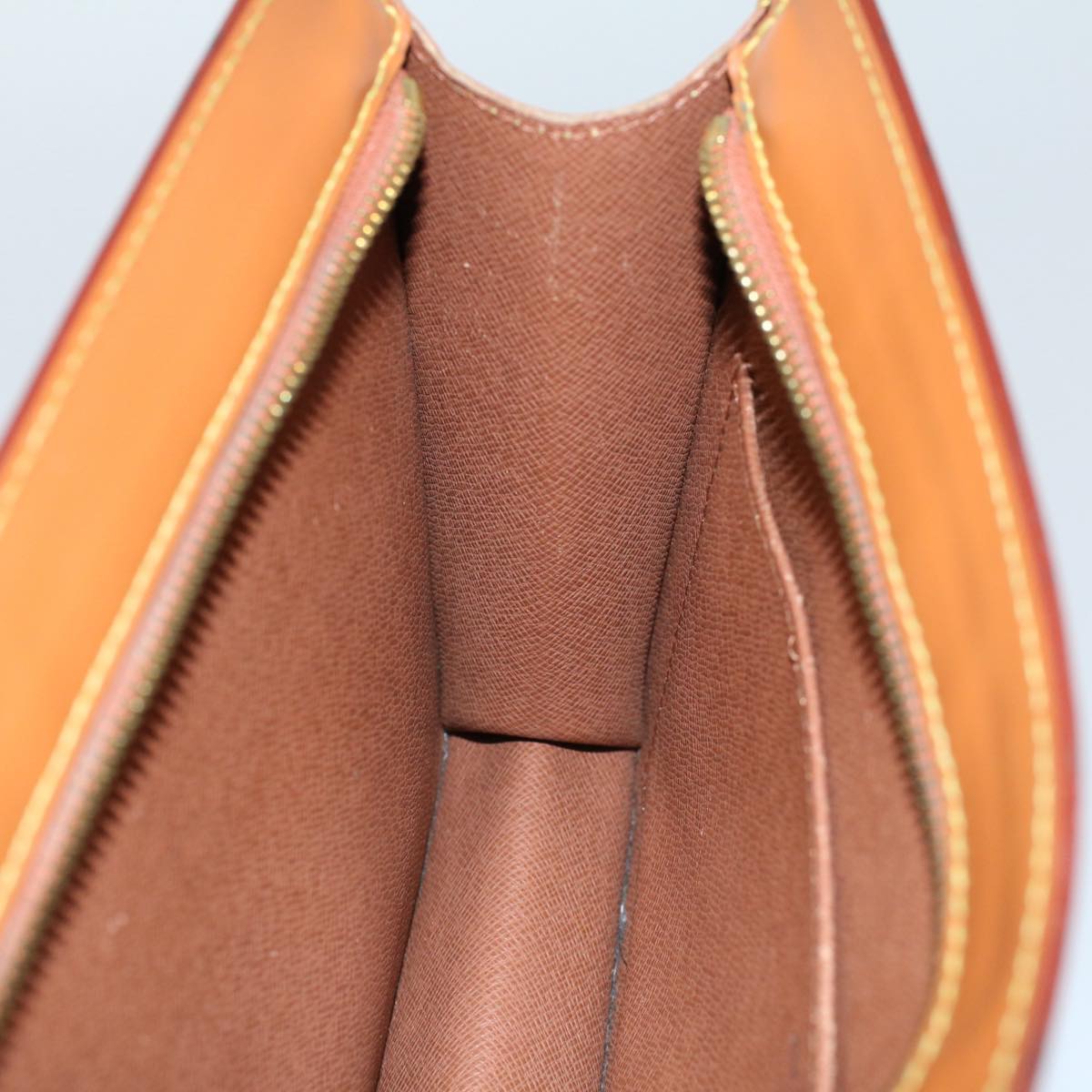 LOUIS VUITTON Epi Pochette Homme Clutch Bag Brown M52528 LV 56188