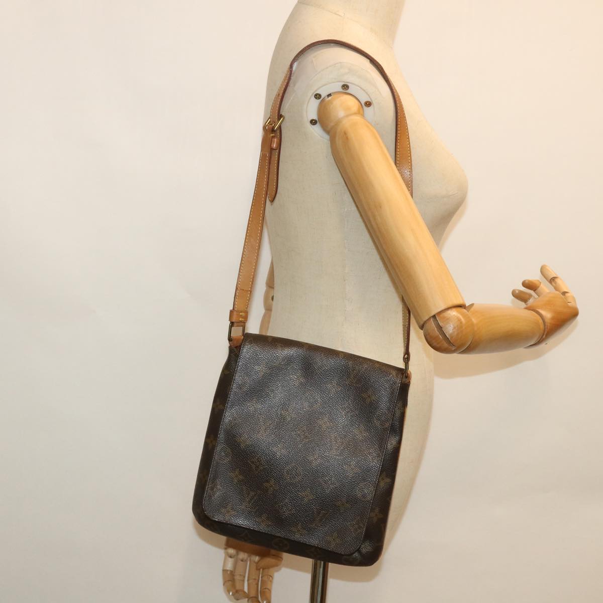 LOUIS VUITTON Monogram Musette Salsa Short Shoulder Bag M51258 LV 56210