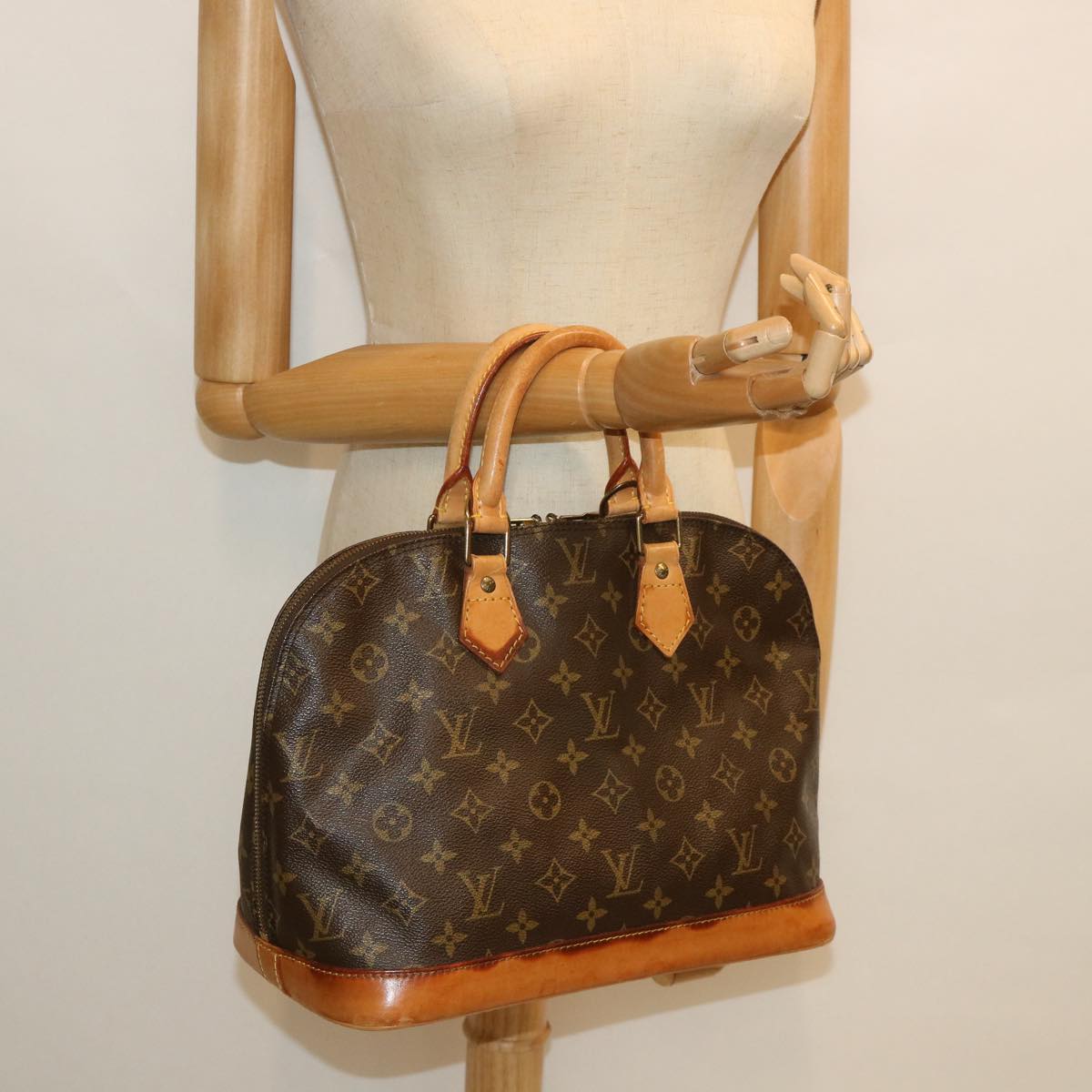 LOUIS VUITTON Monogram Alma Hand Bag M51130 LV 56723