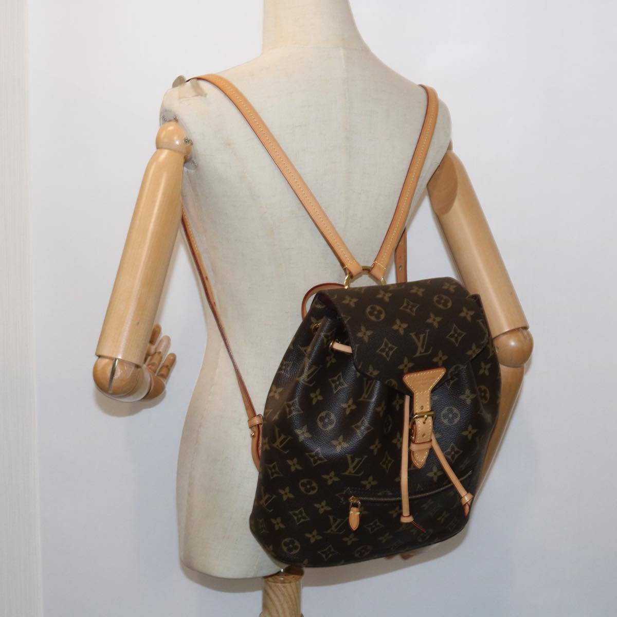 LOUIS VUITTON Monogram Montsouris Backpack M43431 LV 56733A