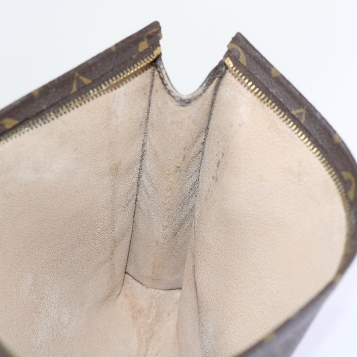 LOUIS VUITTON Monogram Poche Toilette 26 Pouch M47542 LV 57403